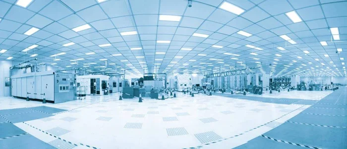 panel sala limpia acelera las líneas de tiempo de construcción aeroespacial