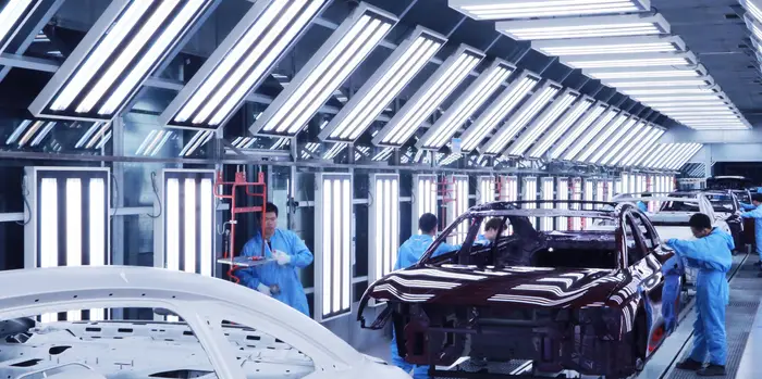 Talleres de pintura automotriz de gama alta: evolucionando hacia operaciones libres de polvo